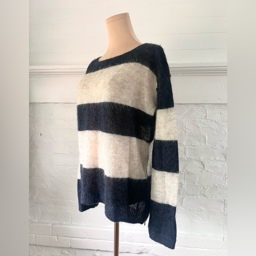 Pam And Gela Alpaca Blend Blue and Cream Striped Sweater Relaxed Fit Bateau Neck - Picture 3 of 11